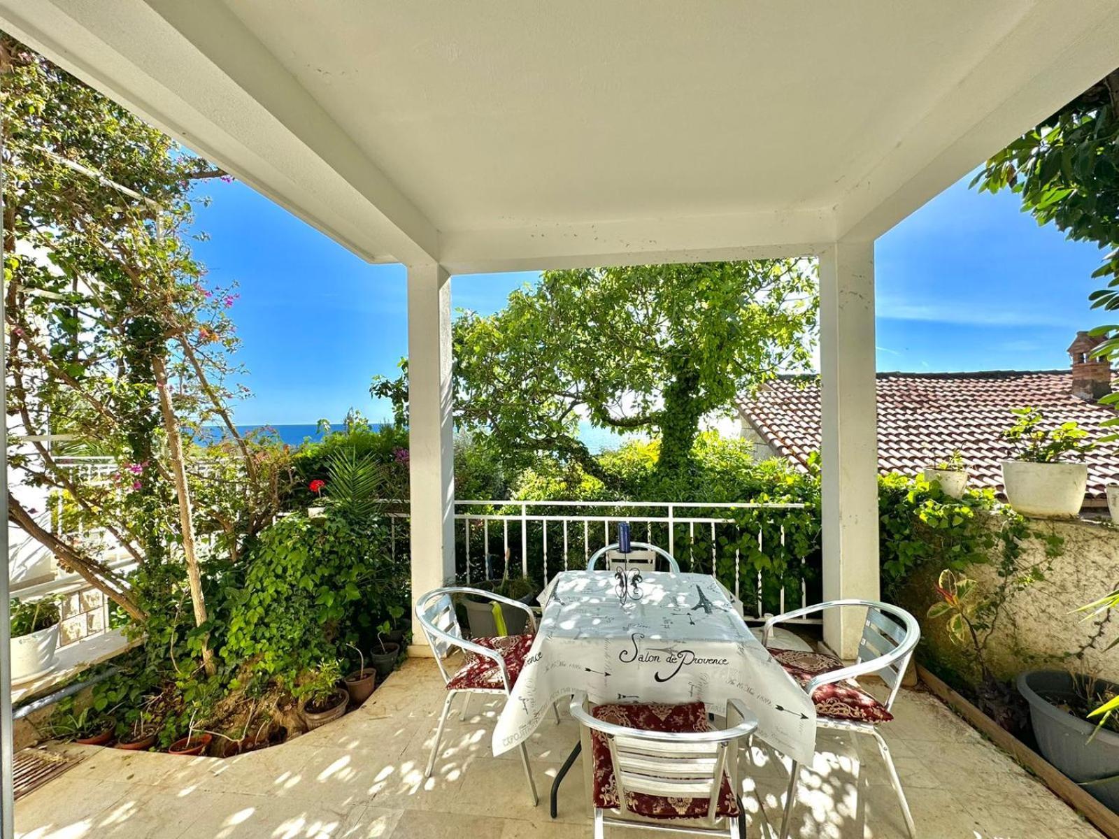 Sun Rose Apartments Sveti Stefan Eksteriør bilde