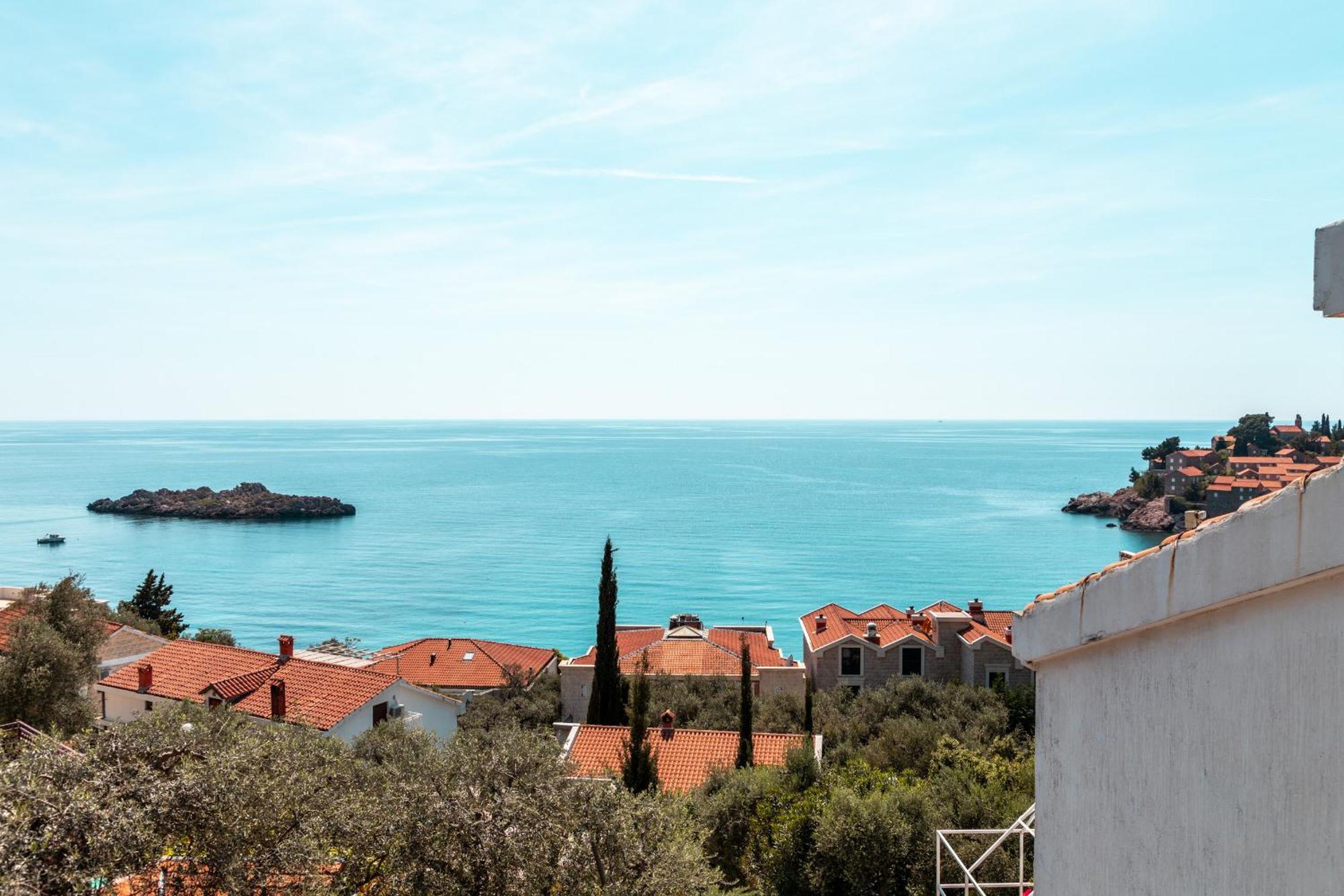 Sun Rose Apartments Sveti Stefan Rom bilde