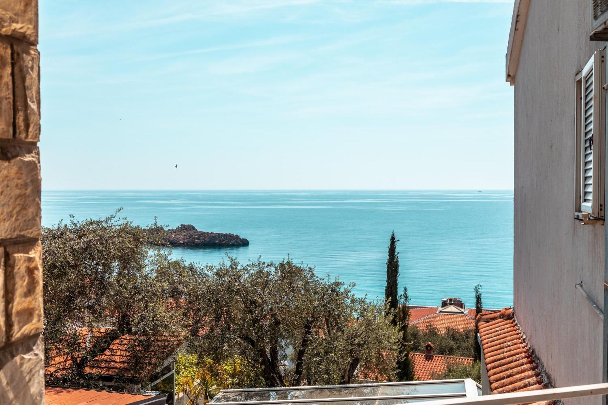 Sun Rose Apartments Sveti Stefan Rom bilde